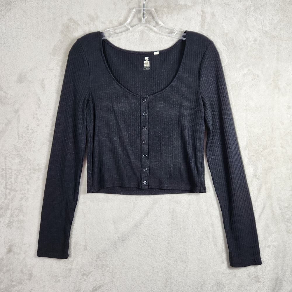 Me To We Ribbed Knit Henley Top Women Medium Black Long Sleeve Cropped Casual